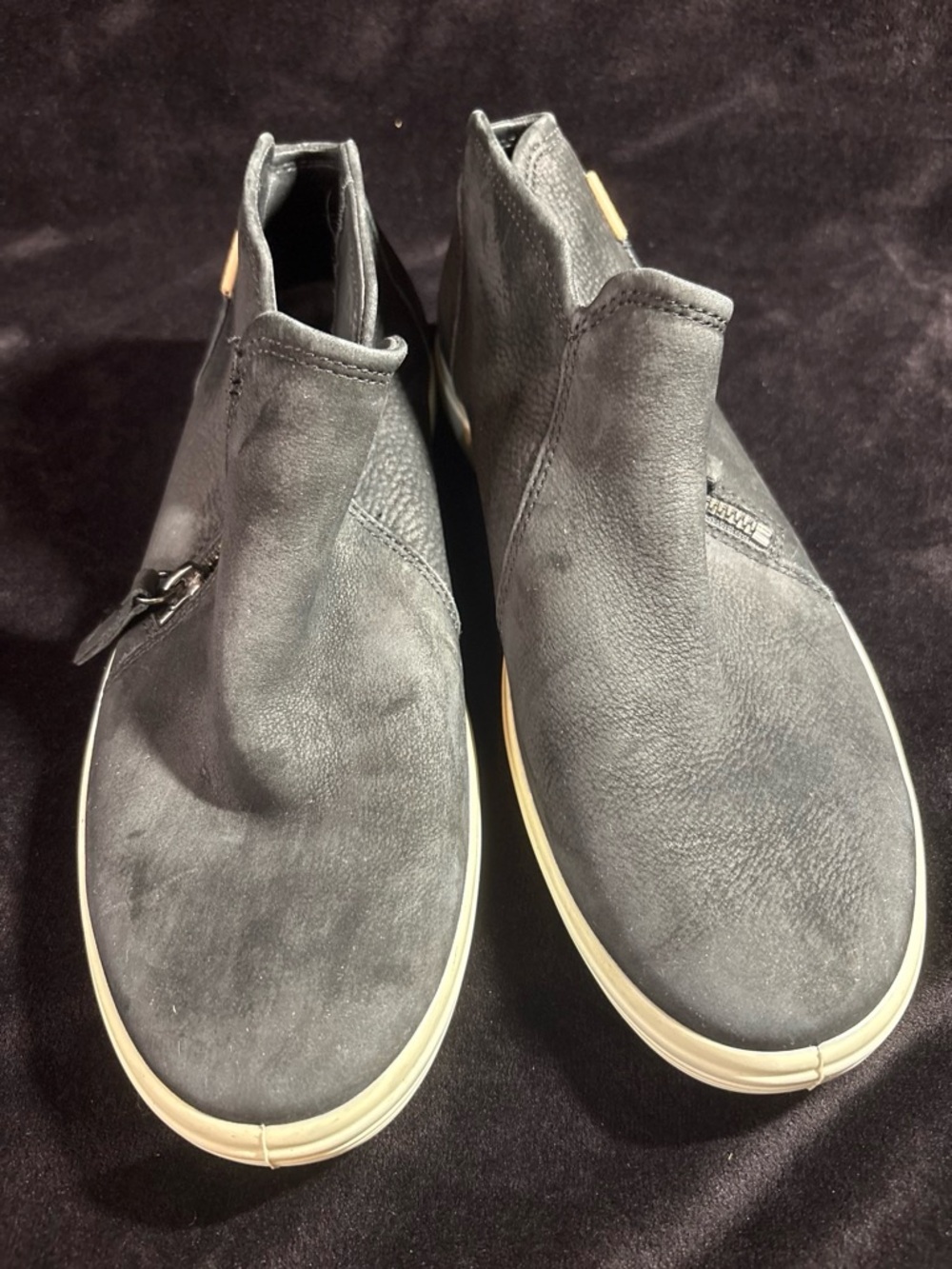 ECCO Soft 7 Side Zip High Top Leather Sneakers EU 39 / US 8 Dark Grey EUC